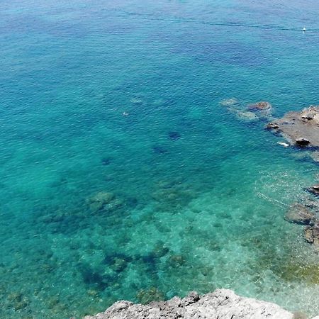 Casa Sugli Scogli Villa Fontane Bianche Bagian luar foto