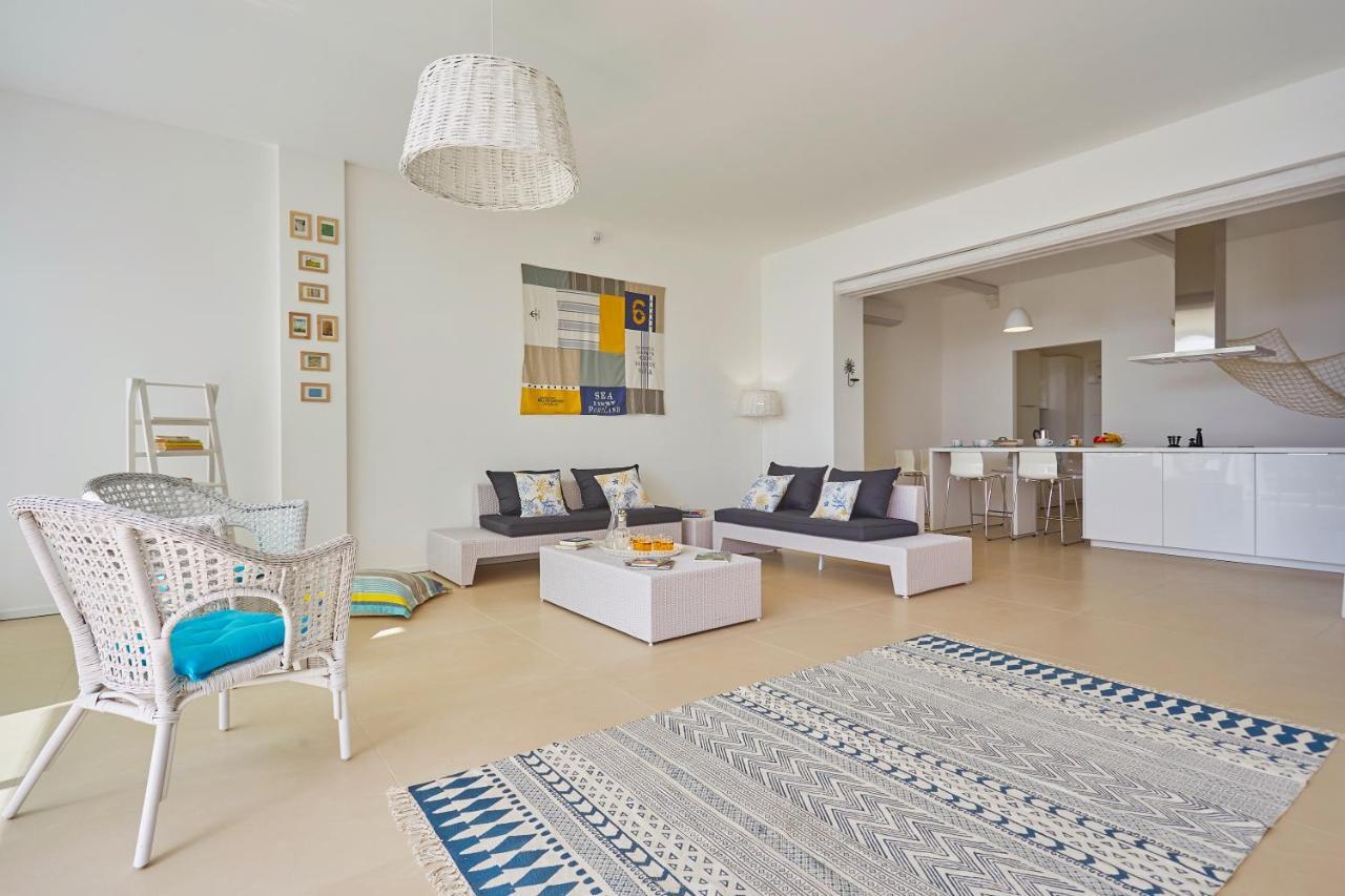 Casa Sugli Scogli Villa Fontane Bianche Bagian luar foto
