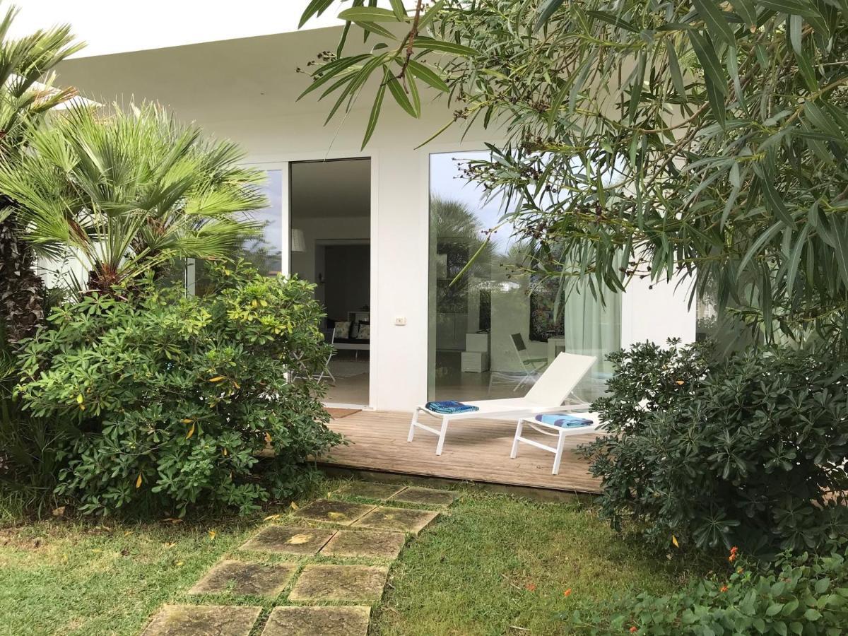 Casa Sugli Scogli Villa Fontane Bianche Bagian luar foto
